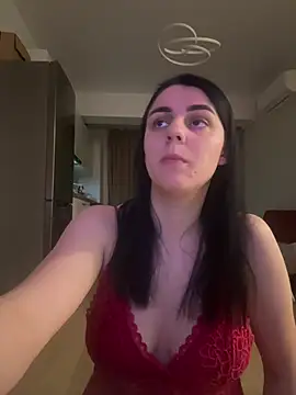 Snapshot of ema-emanuela chatting on May 2026 08:15:01 PM ema-emanuela online show from May 2026 08:15:01 PM