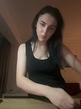 Snapshot of ema-emanuela chatting on June 2026 09:39:01 PM ema-emanuela online show from June 2026 09:39:01 PM