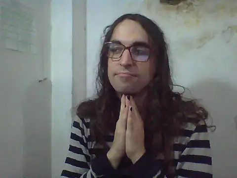 LaCuerva online show from May 2026 05:32:02 PM