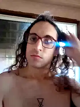 LaCuerva online show from June 2026 04:16:02 PM