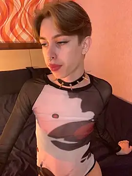 dark noir  online show from May 2026 10:12:01 AM