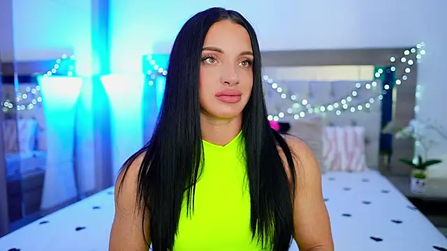 XandraBae online show from June 2026 08:00:02 PM