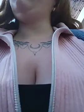 Isabella  Risky online show from May 2026 11:12:01 PM