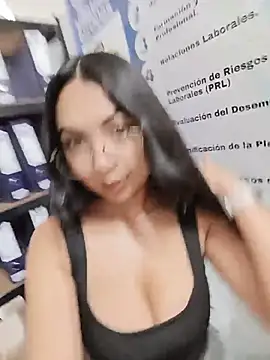 JENNIFER  03 online show from June 2026 04:45:01 PM