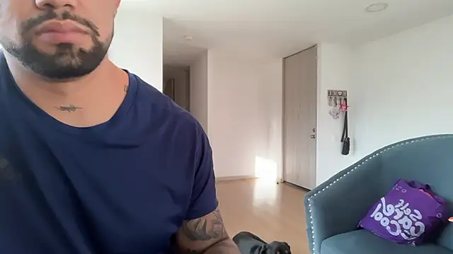 Snapshot of exclusivecouple69 chatting on June 2026 10:01:02 PM exclusivecouple69 online show from June 2026 10:01:02 PM