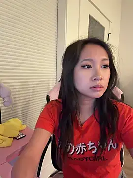 petiteTai online show from June 2026 03:10:02 AM