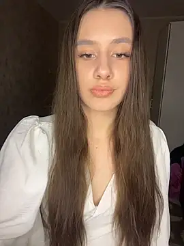 Snapshot of Selena_Mur_ chatting on May 2026 05:09:01 PM Selena Mur online show from May 2026 05:09:01 PM