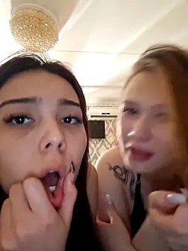 Irendiangel online show from May 2026 11:34:04 PM