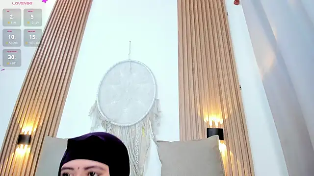 yasmin dina online show from June 2026 03:14:01 PM