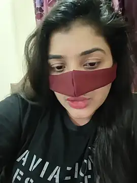 Joya-02 online show from May 2026 07:41:02 PM