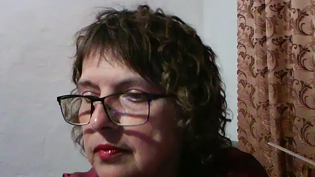 Snapshot of ElizabethGorden chatting on June 2026 06:28:02 PM ElizabethGorden online show from June 2026 06:28:02 PM