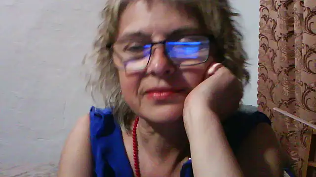 Snapshot of ElizabethGorden chatting on June 2026 07:08:01 PM ElizabethGorden online show from June 2026 07:08:01 PM