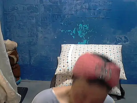 hotchilimom online show from July 2026 12:17:01 AM