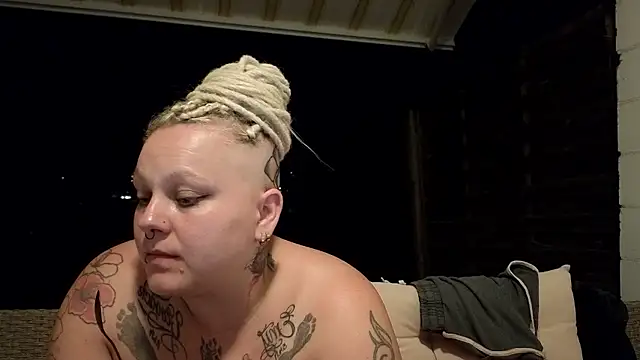 Lady Peggi online show from June 2026 09:08:02 PM