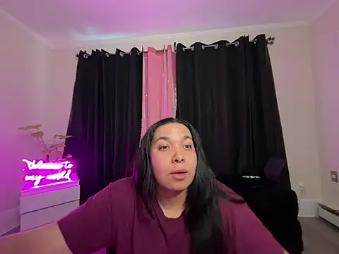 ValenLux online show from May 2026 02:25:02 PM