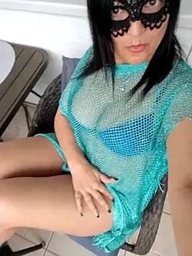 LunaMoonlira online show from May 2026 04:23:02 PM