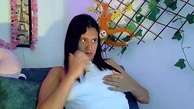 Snapshot of adysson_lee chatting on May 2026 05:10:02 PM adysson lee online show from May 2026 05:10:02 PM