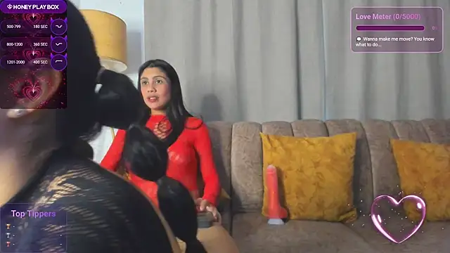 ElizabethAndEliana online show from July 2026 01:25:01 PM