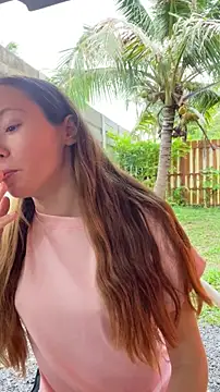 Snapshot of Mini_girl_do_it_better chatting on May 2026 04:07:02 AM Mini girl do it better online show from May 2026 04:07:02 AM