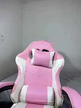 AnaisX0X0 online show from May 2026 03:35:01 AM