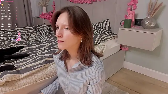 CortneyCagey online show from June 2026 07:33:02 AM