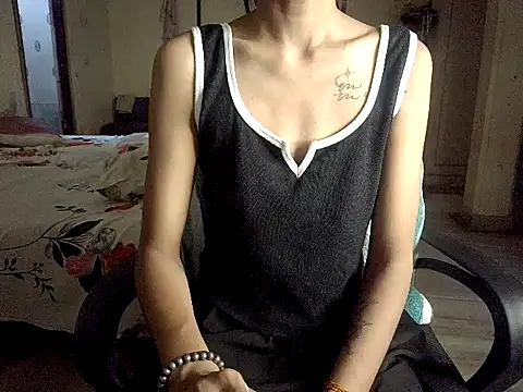 Sexyrossy7 online show from May 2026 06:44:01 AM