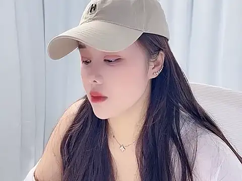 Qingqing19 online show from May 2026 02:29:01 AM