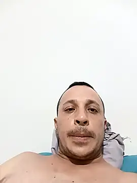 jorgeandru28 online show from May 2026 06:27:02 PM