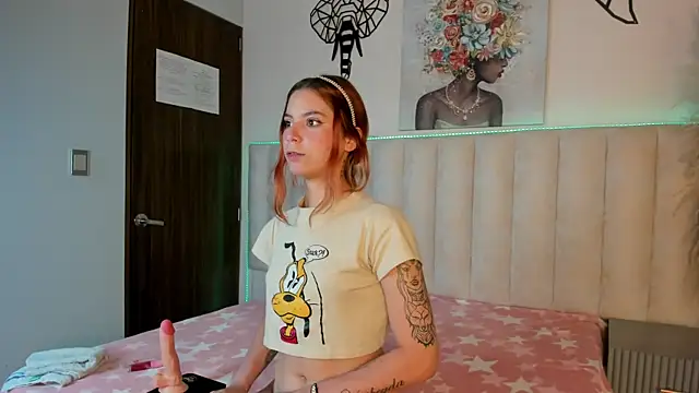 Kira Venom online show from June 2026 12:04:02 PM