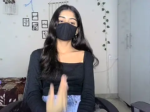 SASSY  BABY  online show from June 2026 05:26:02 AM