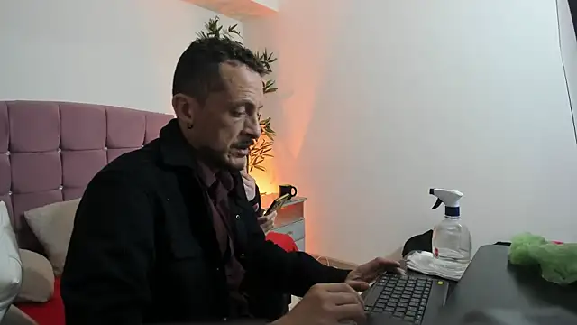 DarkRomanceXXX online show from July 2026 03:37:01 AM