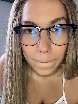 Mileyjenner1 online show from May 2026 12:54:02 PM