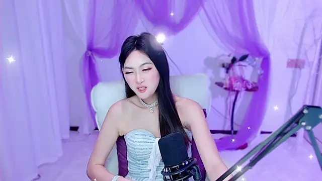 Tili Lucky online show from May 2026 12:46:01 PM