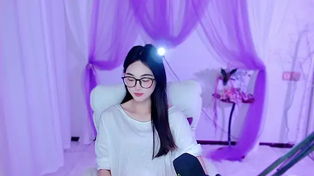 Tili Lucky online show from May 2026 01:13:01 AM