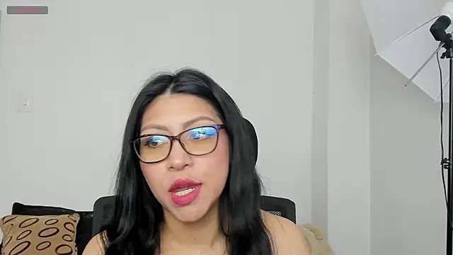 GoddessValentinaX online show from August 2026 07:34:02 PM