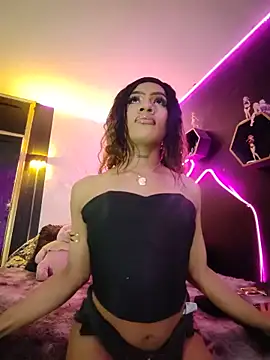 Isis sexy   online show from May 2026 10:33:01 AM