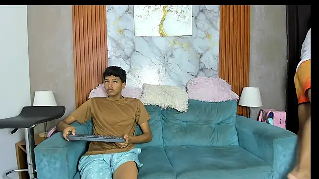BOUL GUYS online show from July 2026 01:08:01 AM