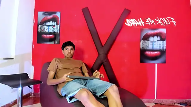 BOUL GUYS online show from August 2026 01:18:01 AM