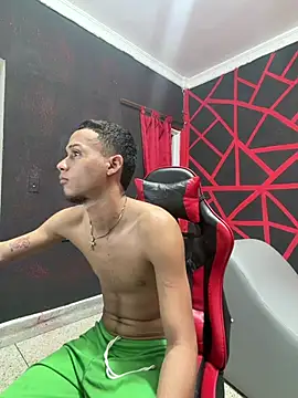 friends lust latin online show from July 2026 09:18:01 PM