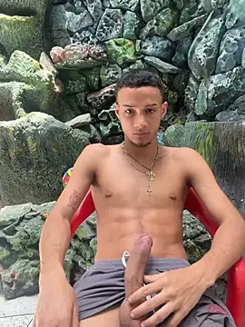 friends lust latin online show from July 2026 04:39:33 PM