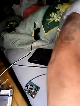 Camodick online show from November 2025 12:43:01 AM