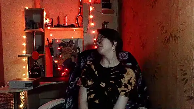 Snapshot of Alessa_Kiss chatting on May 2026 06:03:02 PM Alessa Kiss online show from May 2026 06:03:02 PM