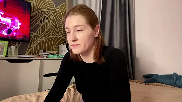 EwaDerobertis online show from May 2026 02:33:02 PM