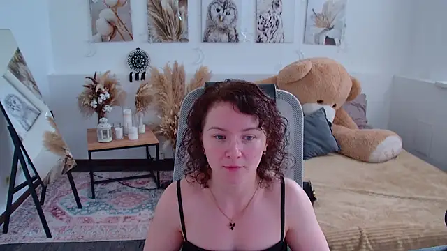 AureliaGleam online show from June 2026 04:25:02 AM