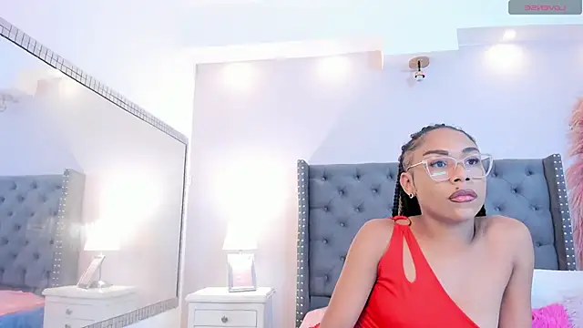 Erikaamore online show from June 2026 03:25:02 PM
