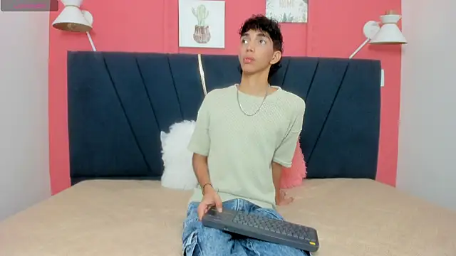 ero boy40 online show from June 2026 04:33:01 AM