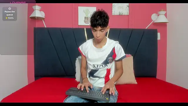 ero boy40 online show from July 2026 04:07:02 AM