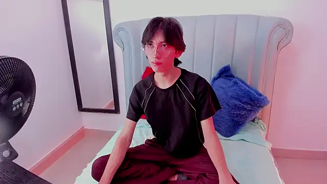 Snapshot of LittlePrince_ chatting on June 2026 09:45:01 PM LittlePrince online show from June 2026 09:45:01 PM
