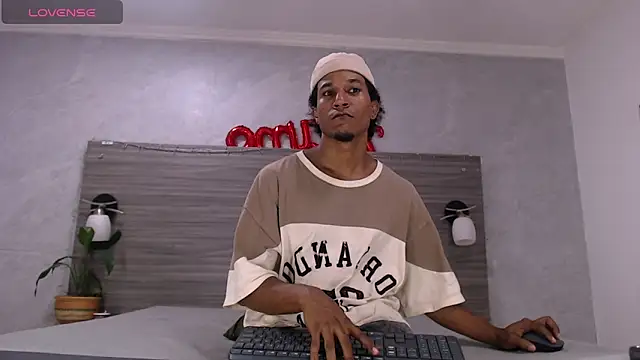 Dilan Hall online show from June 2026 09:42:02 PM