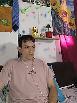 Maykiinn online show from May 2026 02:23:02 PM